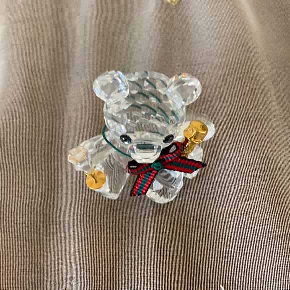 Swarovski Celebration Kris Bear New in Box Retired in 2005 - Picture 3 of 10